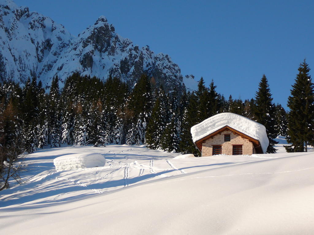 Hotel Chalet Giasenei Sagron Mis Exterior foto